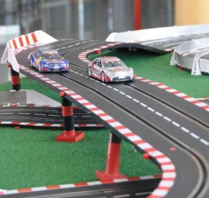 Carrerabahn mieten & vermieten - Große Carrera Rennbahn, Slotcarbahn, inkl. 19% MwSt. in Münnerstadt