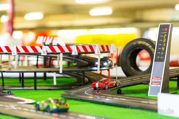 Carrerabahn mieten & vermieten - Carrera Rennbahn - eine spektakuläre Bahn! in Möglingen