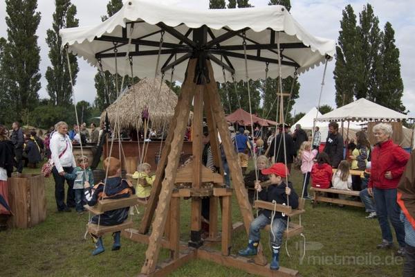 Karussell mieten & vermieten - Mittelalter Karussell in Heringsdorf