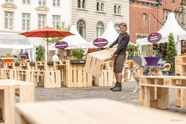 Tresen mieten & vermieten - Palettenmöbel - Tresen-Sitzeinheit-Tisch-Bank in Bramsche