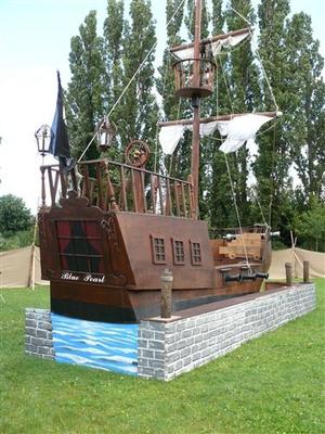 Maritime Deko & Schiffsmodelle mieten & vermieten - Piratenschiff 8m in Heringsdorf