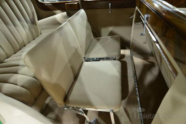 Hochzeitsauto mieten & vermieten - Luxuriöser engl. Daimler von 1934 mit 7-Sitzen in Bernau am Chiemsee