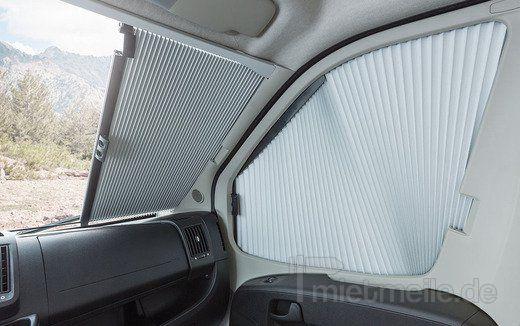Wohnmobile mieten & vermieten - ADAC Wohnmobil Sky Traveller 500 D Alkoven in Berlin