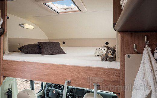 Wohnmobile mieten & vermieten - ADAC Wohnmobil Sky Traveller 500 D Alkoven in Berlin