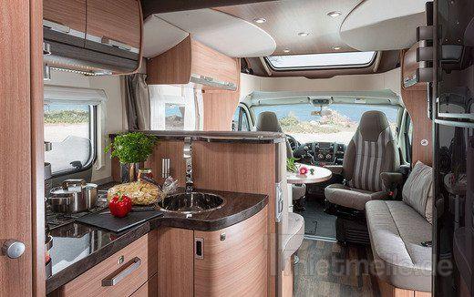 Wohnmobile mieten & vermieten - ADAC Wohnmobil Melody Class für 2 bis 4 Personen in Berlin