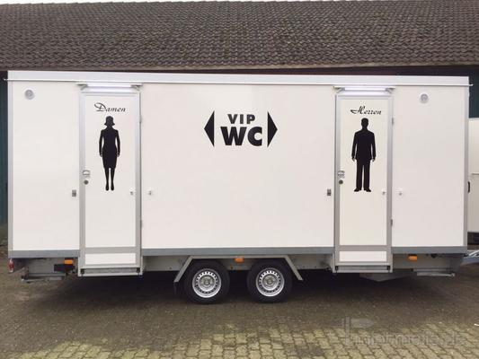 Toilettenwagen mieten & vermieten - Toilettenwagen Duschwagen Baustellentoilette in Holdorf