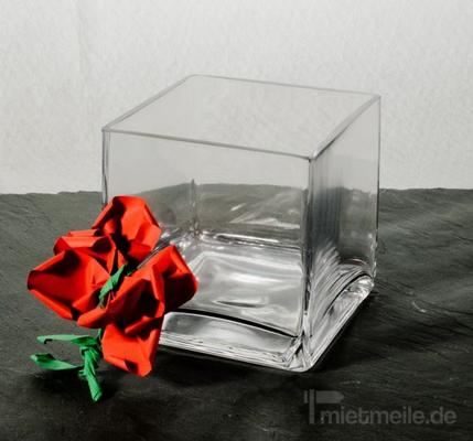 Tischdekoration mieten & vermieten - Blumenvase Glas Breite 10cm Tiefe 10cm Höhe 10cm in Rosenheim