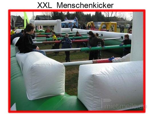 Menschenkicker mieten & vermieten - Menschenkicker XXL (Der lebende Tischkicker) in Dinslaken
