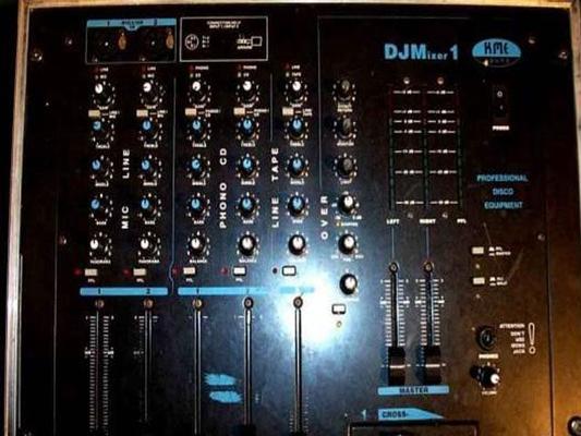 Tontechnik mieten & vermieten - DJ Mixer I Regiepult in Reinstädt