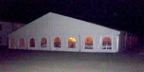 Festzelt mieten & vermieten - Festzelt 20 x 25 m in Reinstädt