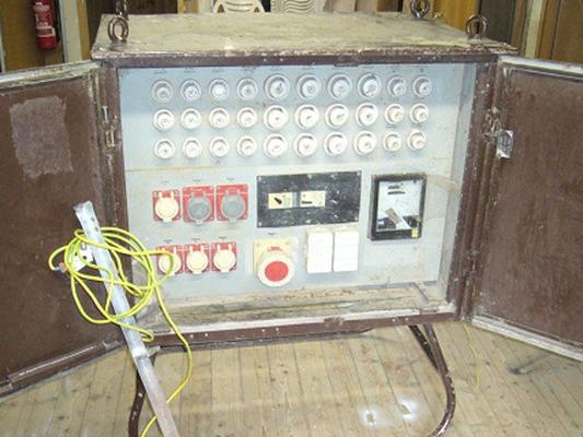Stromgenerator mieten & vermieten - Baustromschrank 125A - Baustromverteiler in Reinstädt