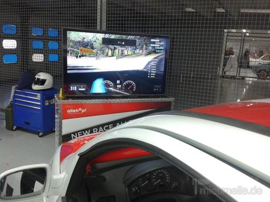 Simulatoren mieten & vermieten - Rennsimulator in Oppenweiler