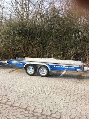 Autoanhänger mieten & vermieten - Autotransportanhänger in Waigolshausen