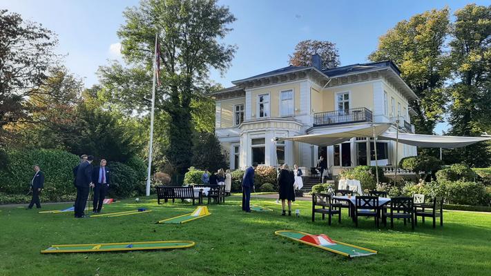 Minigolf mieten & vermieten - Mobile Minigolfbahnen (18 verschiedene Bahnen) in Bremen