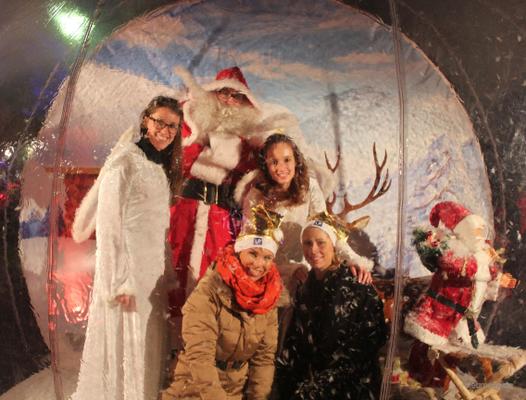 Fotobox mieten & vermieten - Begehbare Schneekugel mieten / Fotoservice / Photo Booth / Foto Station / Photo Point in Aachen