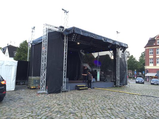 Bühne mieten & vermieten - Bühne 4 x 6 x 5m inkl. Auf und Abbau in Neumünster