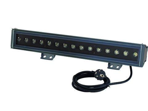 Lichttechnik mieten & vermieten - LED-Strahler für den Außenbereich und Innenbereich / LED weiß IP T500 6000K 15x1W 15° in Neumünster