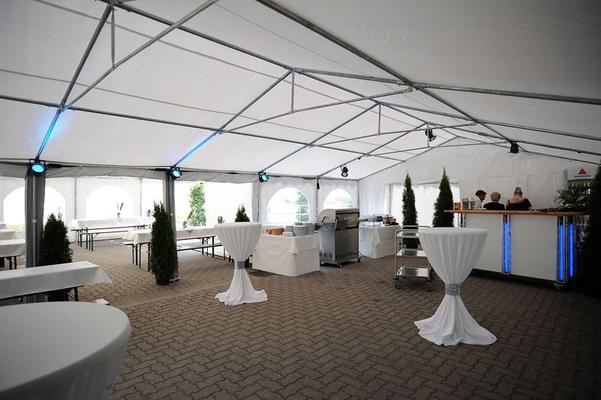 Lichttechnik mieten & vermieten - Lichtanlagen 6er bar 64 er Paar, 'a 500 W in Neumünster