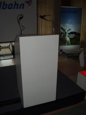 Lichttechnik mieten & vermieten - Lichtanlagen 6er bar 64 er Paar, 'a 500 W in Neumünster