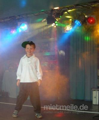 Eventagenturen mieten & vermieten - Kunterbuntes Kinderprogramm für Ihr Firmenevent, Clown, Zauberer, Ballonkünstler, Kinderdisco, Kinderparty, Luftballonfiguren, Luftballons, Spielshow, Hüpfburg, Glücksrad, Torwand, PA, Ballontiere in Herbertingen