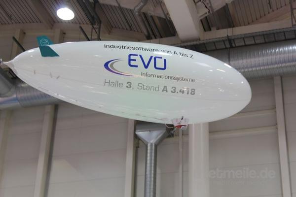Messe Zubehör mieten & vermieten - Werbezeppelin für Ihren Messeauftritt in Lüneburg