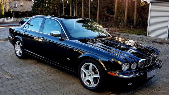 Limousinen mieten & vermieten - Jaguar XJ Limousine Hochzeitsauto ohne Chauffeur in Bochum