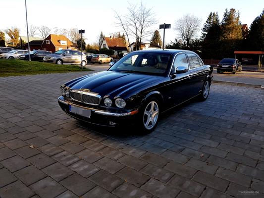 Limousinen mieten & vermieten - Jaguar XJ Limousine Hochzeitsauto ohne Chauffeur in Bochum