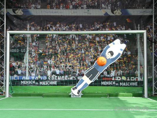 Simulatoren mieten & vermieten - TORWART-SIMULATOR / ROBOKEEPER / ROBO KEEPER in Köln