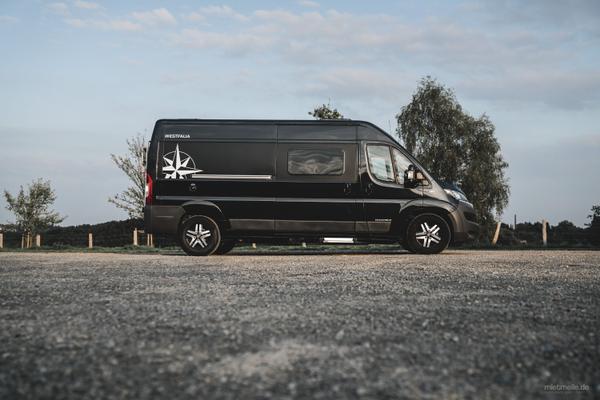 Wohnmobile mieten & vermieten - Westfalia Columbus 600 D und 640 E Luxus-Last-Minute-Wohnmobil, freie Zeiten Oktober bei Ihrem 5-Sterne-Anbieter zwischen Köln und Düsseldorf in Leichlingen