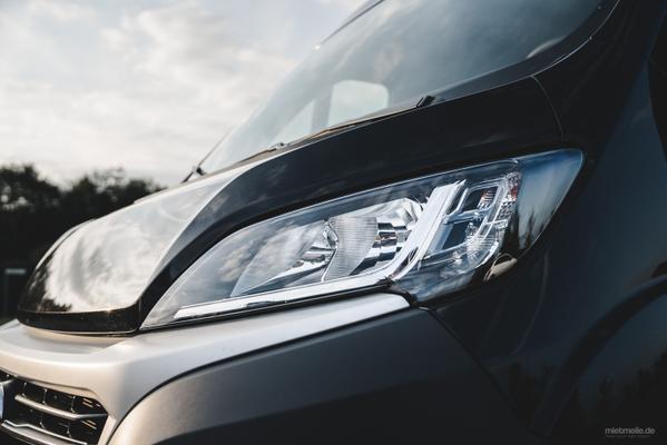 Wohnmobile mieten & vermieten - Westfalia Columbus 600 D und 640 E Luxus-Last-Minute-Wohnmobil, freie Zeiten Oktober bei Ihrem 5-Sterne-Anbieter zwischen Köln und Düsseldorf in Leichlingen