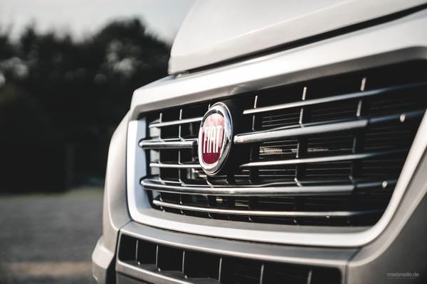 Wohnmobile mieten & vermieten - Westfalia Columbus 600 D und 640 E Luxus-Last-Minute-Wohnmobil, freie Zeiten Oktober bei Ihrem 5-Sterne-Anbieter zwischen Köln und Düsseldorf in Leichlingen