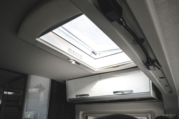 Wohnmobile mieten & vermieten - Westfalia Columbus 600 D und 640 E Luxus-Last-Minute-Wohnmobil, freie Zeiten Oktober bei Ihrem 5-Sterne-Anbieter zwischen Köln und Düsseldorf in Leichlingen
