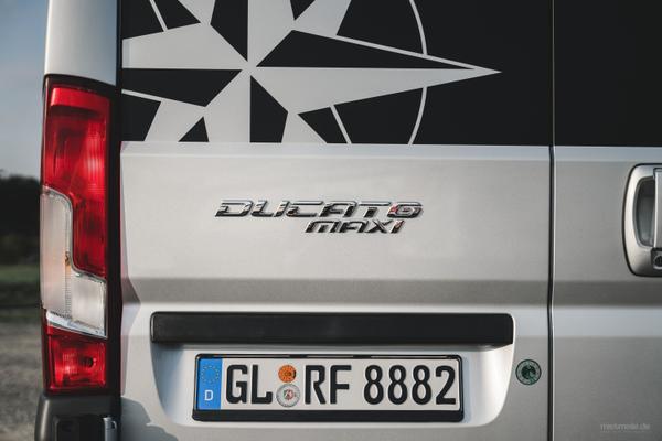 Wohnmobile mieten & vermieten - Westfalia Columbus 600 D und 640 E Luxus-Last-Minute-Wohnmobil, freie Zeiten Oktober bei Ihrem 5-Sterne-Anbieter zwischen Köln und Düsseldorf in Leichlingen