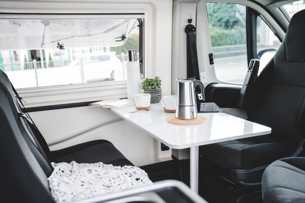 Wohnmobile mieten & vermieten - Westfalia Columbus 600 D und 640 E Luxus-Last-Minute-Wohnmobil, freie Zeiten Oktober bei Ihrem 5-Sterne-Anbieter zwischen Köln und Düsseldorf in Leichlingen