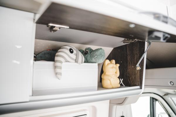 Wohnmobile mieten & vermieten - Westfalia Columbus 600 D und 640 E Luxus-Last-Minute-Wohnmobil, freie Zeiten Oktober bei Ihrem 5-Sterne-Anbieter zwischen Köln und Düsseldorf in Leichlingen