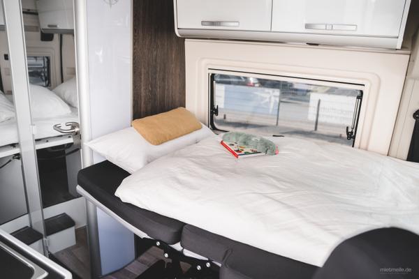 Wohnmobile mieten & vermieten - Westfalia Columbus 600 D und 640 E Luxus-Last-Minute-Wohnmobil, freie Zeiten Oktober bei Ihrem 5-Sterne-Anbieter zwischen Köln und Düsseldorf in Leichlingen