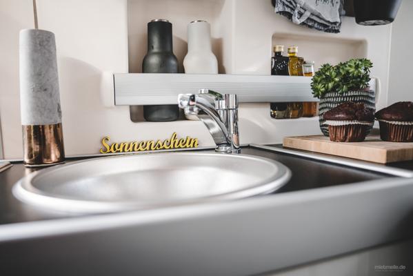 Wohnmobile mieten & vermieten - Westfalia Columbus 600 D und 640 E Luxus-Last-Minute-Wohnmobil, freie Zeiten Oktober bei Ihrem 5-Sterne-Anbieter zwischen Köln und Düsseldorf in Leichlingen