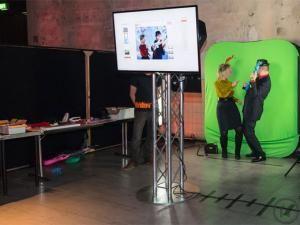 Fotobox mieten & vermieten - Daumenkino - Flipbook selbst erstellen.... inkl. 250 Daumenkino und 2 Teamer (inkl. 19% MwSt.) in Dortmund