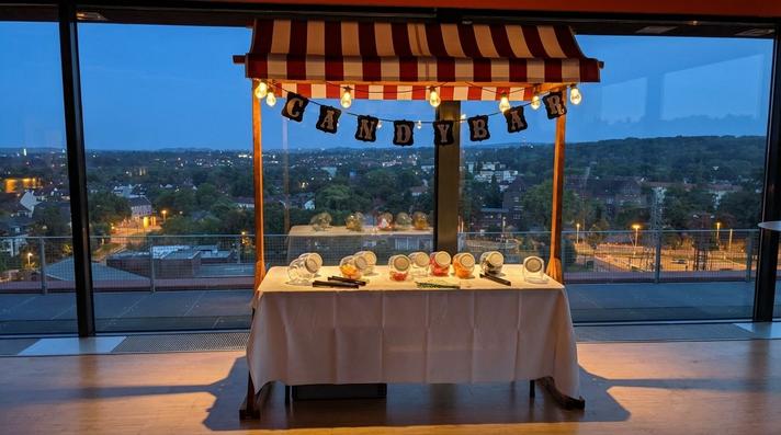 Verkaufsstand mieten & vermieten - Nostalgischer Marktstand mieten – Candy Bar & Verkaufsstand für Hochzeit & Event in Wuppertal
