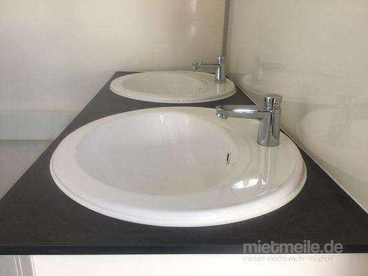 Toilettenwagen mieten & vermieten - Toilettenwagen mieten in Schwerin