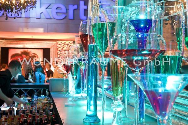 Blumengestecke mieten & vermieten - Glasvasen-Set XXL - WUNDERRÄUME GMBH vermietet: Dekoration/Kulisse für Event, Messe, Veranstaltung, Incentive, Mitarbeiterfest, Firmenjubiläum in Lichtenstein/Sachsen