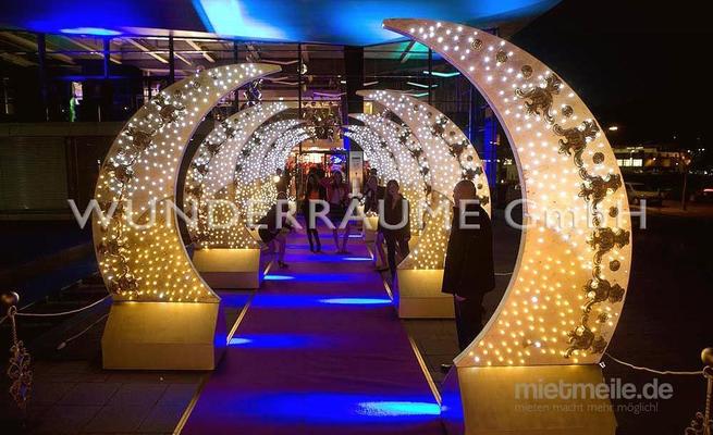 Weihnachtsdekoration mieten & vermieten - Halbmonde - WUNDERRÄUME GmbH vermietet: Dekoration/Kulisse für Event, Messe, Veranstaltung, Incentive, Mitarbeiterfest, Firmenjubiläum in Lichtenstein/Sachsen
