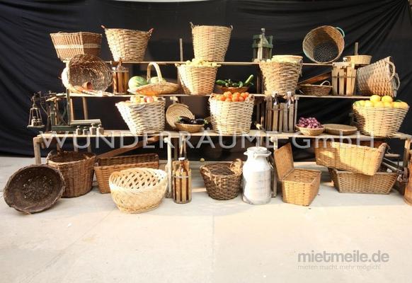 Antik & Rustikal mieten & vermieten - Marktdekoration, nostalgisch - WUNDERRÄUME GmbH vermietet: Dekoration/Kulisse für Event, Messe, Veranstaltung, Incentive, Mitarbeiterfest, Firmenjubiläum in Lichtenstein/Sachsen