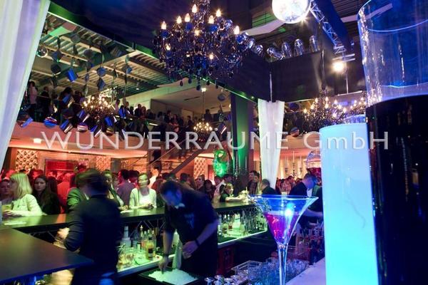 Kulissen mieten & vermieten - Spiegelbar - WUNDERRÄUME GmbH vermietet: Dekoration/Kulisse für Event, Messe, Veranstaltung, Incentive, Mitarbeiterfest, Firmenjubiläum in Lichtenstein/Sachsen