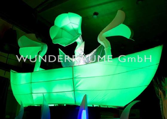 Kulissen mieten & vermieten - Weißes Schiff, mit Tröten - WUNDERRÄUME GmbH vermietet: Dekoration/Kulisse für Event, Messe, Veranstaltung, Incentive, Mitarbeiterfest, Firmenjubiläum in Lichtenstein/Sachsen