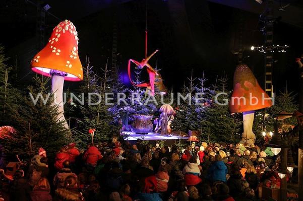 Weihnachtsdekoration mieten & vermieten - 10 Riesenpilze bis 5m Höhe - Pilze XXL, WUNDERRÄUME GmbH vermietet: Dekoration / Kulisse für Event, Messe, Veranstaltung, Incentive, Mitarbeiterfest, Firmenjubiläum in Lichtenstein/Sachsen