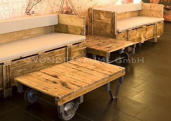 Antik & Rustikal mieten & vermieten - Tisch Industrial / Vintage Style - WUNDERRÄUME GMBH vermietet: Dekoration/Kulisse für Event, Messe, Veranstaltung, Incentive, Mitarbeiterfest, Firmenjubiläum in Lichtenstein/Sachsen