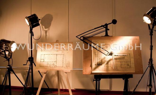 Kulissen mieten & vermieten - Scheinwerfer- und Schautafel SET- WUNDERRÄUME GMBH vermietet: Dekoration/Kulisse für Event, Messe, Veranstaltung, Incentive, Mitarbeiterfest, Firmenjubiläum in Lichtenstein/Sachsen