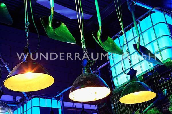 Antik & Rustikal mieten & vermieten - Baulampe - Industrielampe - WUNDERRÄUME GmbH vermietet: Dekoration/Kulisse für Event, Messe, Veranstaltung, Incentive, Mitarbeiterfest, Firmenjubiläum in Lichtenstein/Sachsen