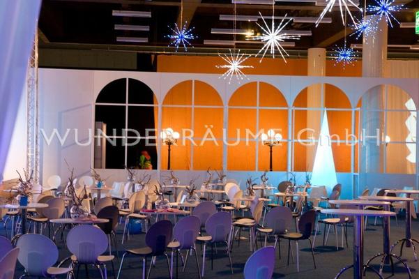 Kulissen mieten & vermieten - Ballsaalfenster weiß - WUNDERRÄUME GmbH vermietet: Dekoration/Kulisse für Event, Messe, Veranstaltung, Incentive, Mitarbeiterfest, Firmenjubiläum in Lichtenstein/Sachsen